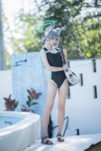 ［COS写真］lunananya 砂狼白子（泳装） [29P 170.25 MB]