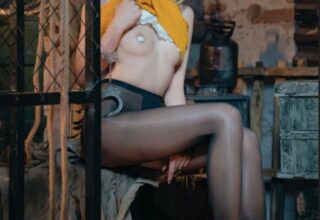 [cos写真]咬一口兔娘 生化危机4重置版 阿什莉 [59P1V-1.45GB]