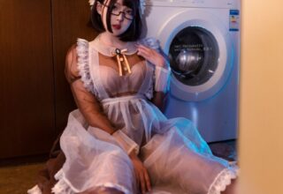 [COS写真]Natsuko夏夏子 – 透明女仆[76P-474.1M]